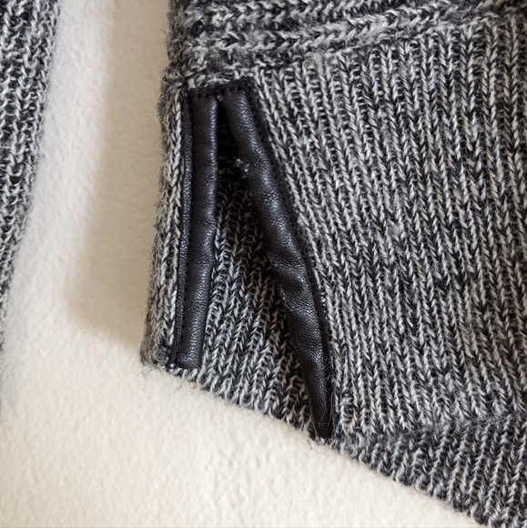 BB Dakota | Black + White Knit Sweater - Picture 3 of 8